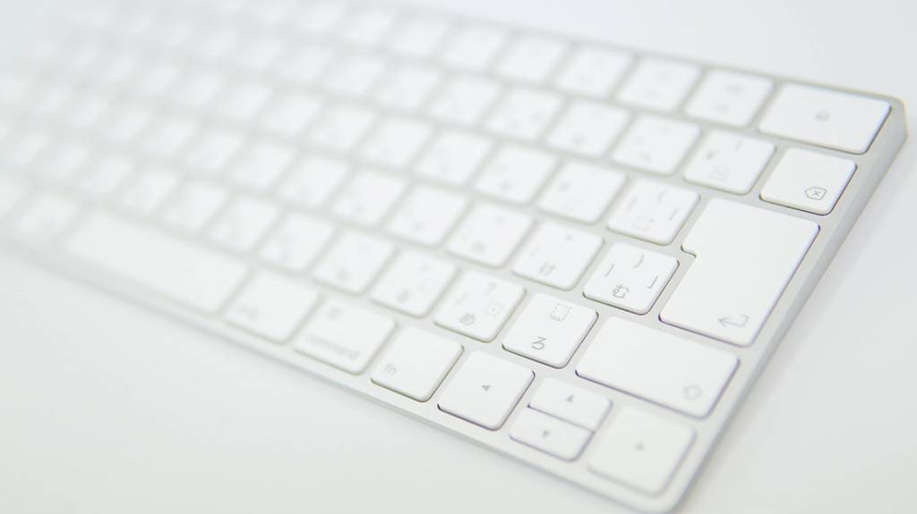 MacBookにMagic Keyboard [MLA22J/A] を購入したのでレビュー。MacBook 