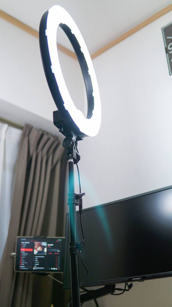 NeewerLEDリングライトRL-18-LED レビュー。4800ルーメンで安いのに超明るいビデオライト！ | ルイログ