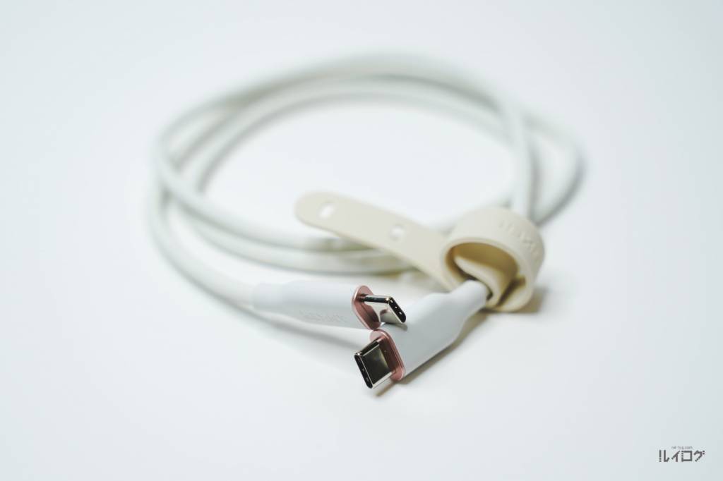 Anker PowerLine Ⅲ Flow USB-C & USB-C本体