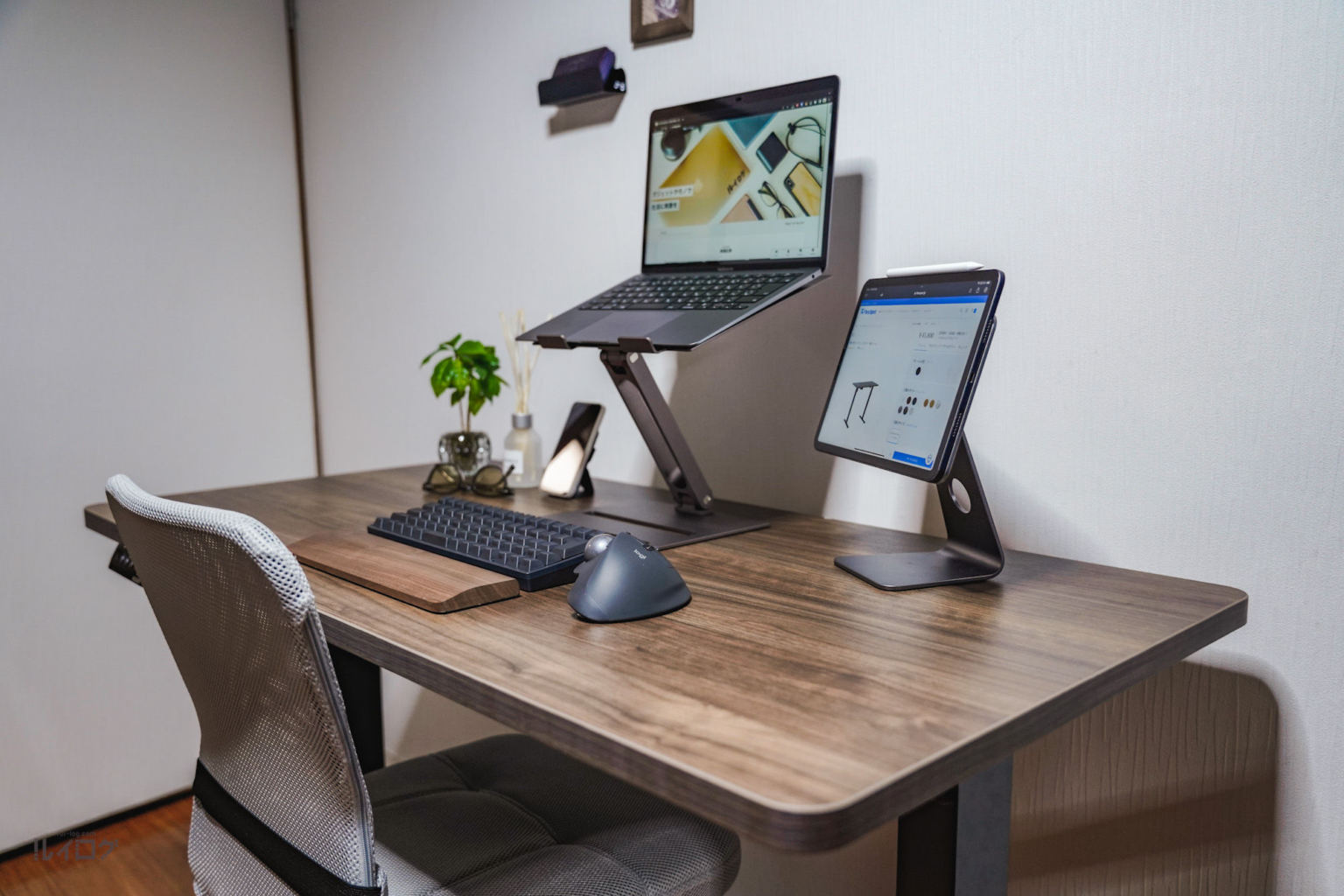 FLEXISPOT EF1 スタンディングデスクをレビュー。電動昇降式/耐荷重70kg/コスパ で導入しやすい！