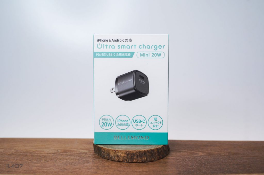 Ultra smart charger Mini 20W のパッケージ