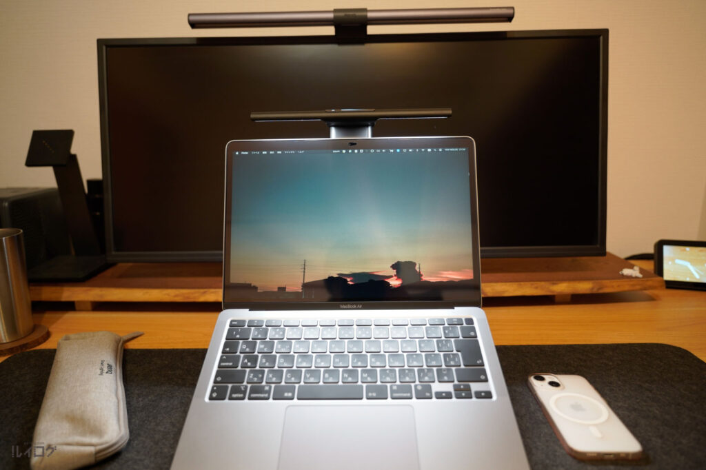 BenQ LaptopBar を利用したアイケアノートパソコン環境