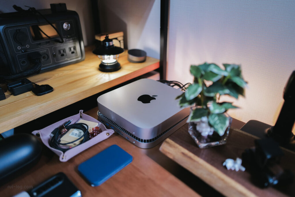 Mac mini のデスクセットアップ