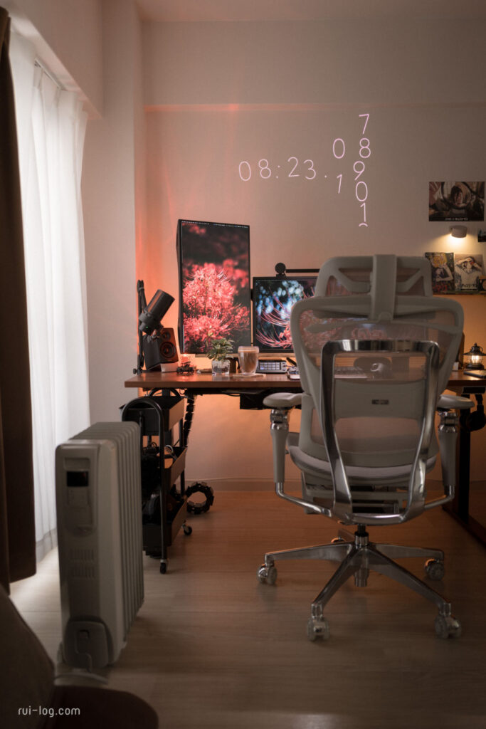 aladdin-poca-laserを利用しているルイログデスクセットアップ