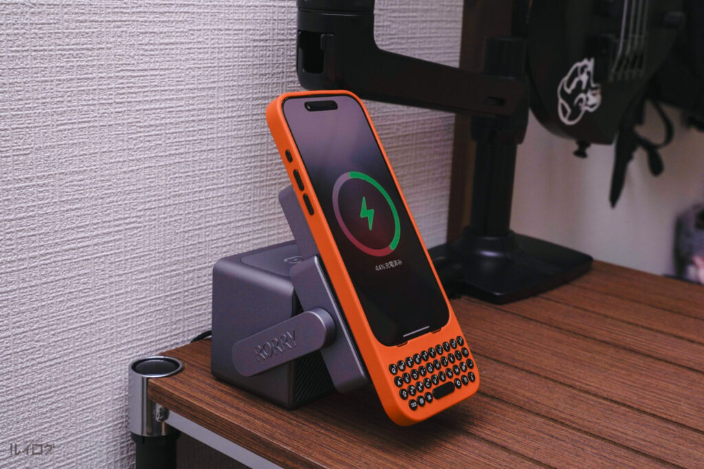 Clickes Keyboard は MagSafe充電器で楽々