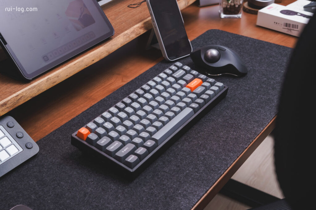 Keychron K2 MAX QMKを配置したdesksetup