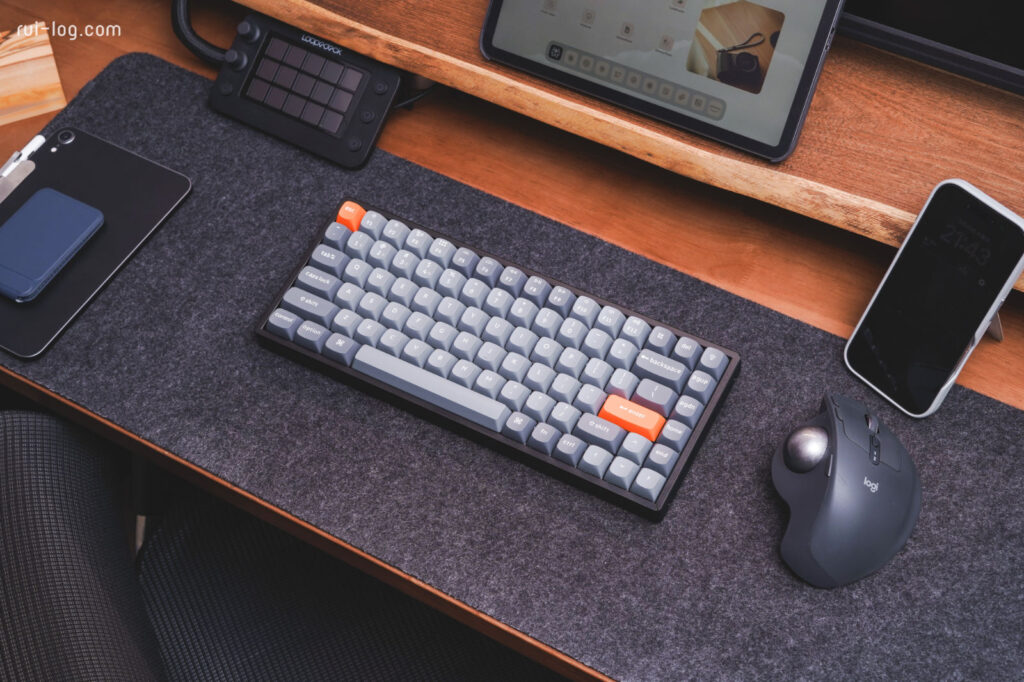 Keychron K2 MAX QMKを配置したdesksetup