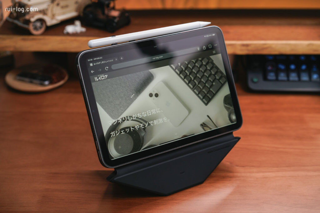 MOFTダイナミックフォリオをiPad mini7へ装着した状態