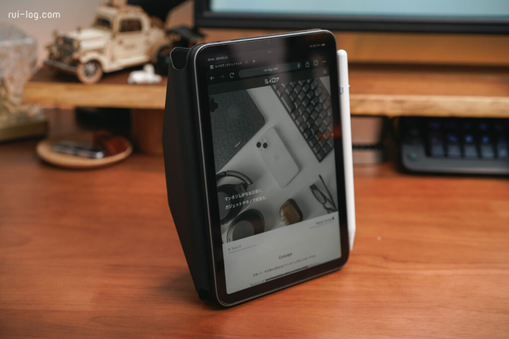 MOFTダイナミックフォリオをiPad mini7へ装着した状態