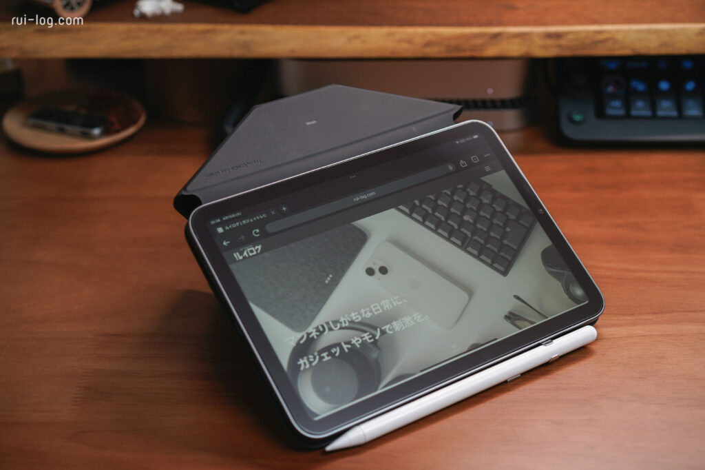 MOFTダイナミックフォリオをiPad mini7へ装着した状態