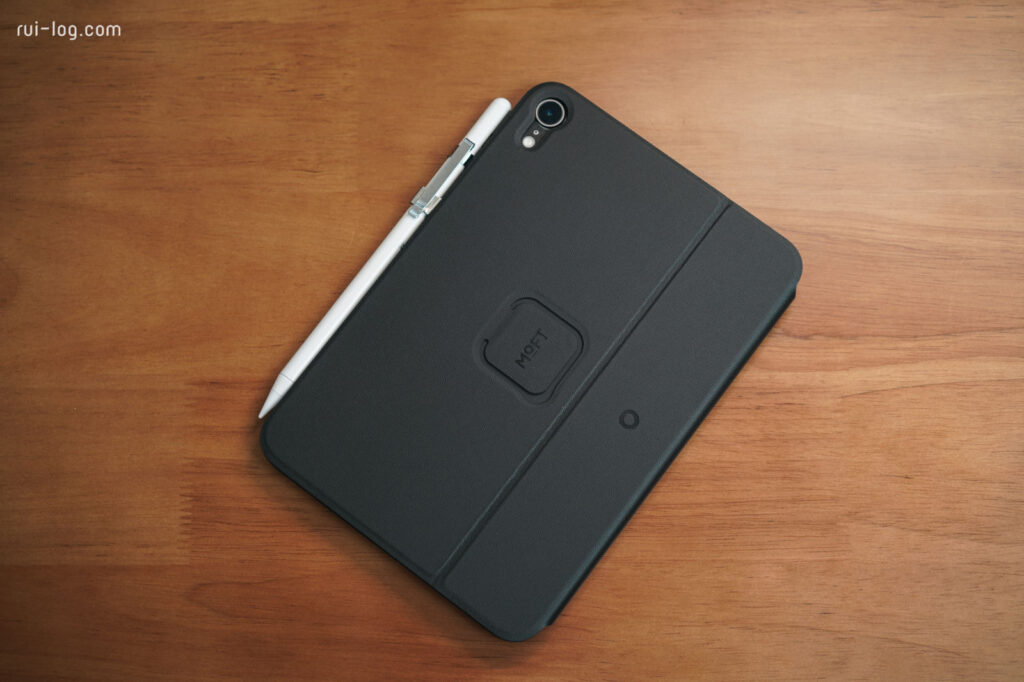 MOFTダイナミックフォリオをiPad mini7へ装着した状態