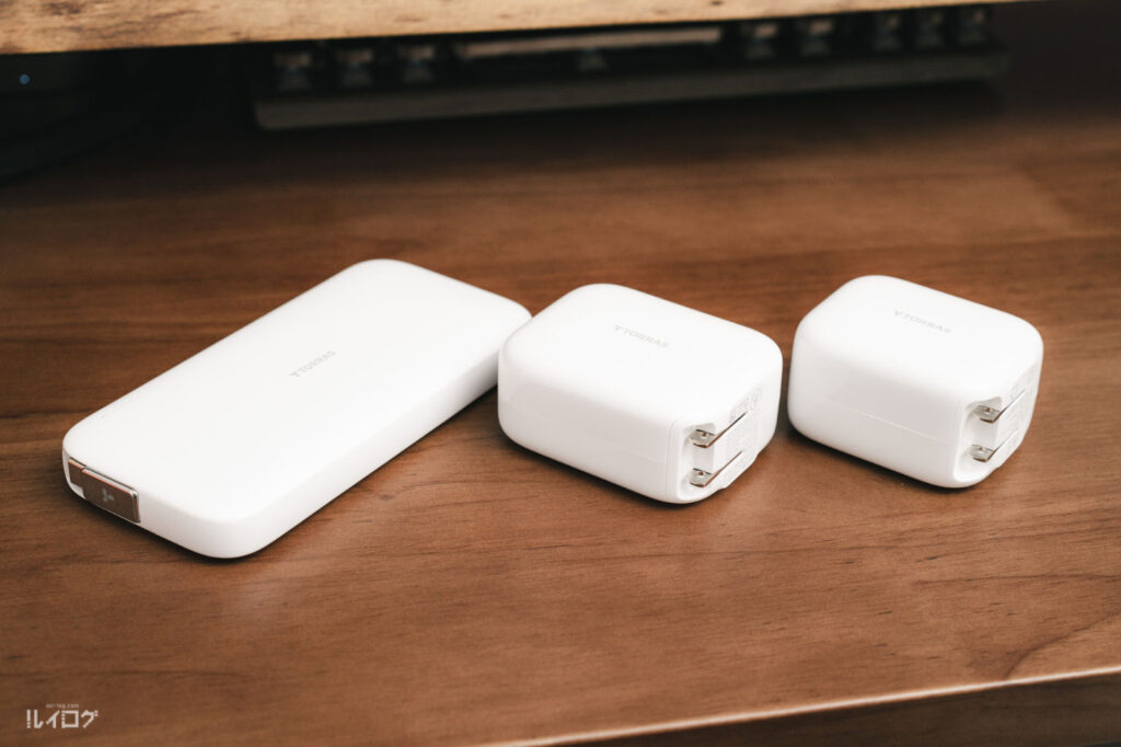 TORRAS 自動巻取り式充電器(40W/67W)&10000mAh(30W)モバイルバッテリー