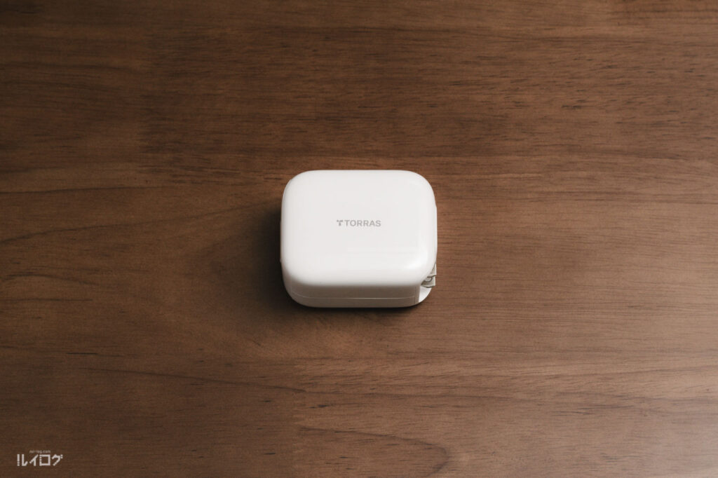 TORRAS 自動巻取り式充電器40W