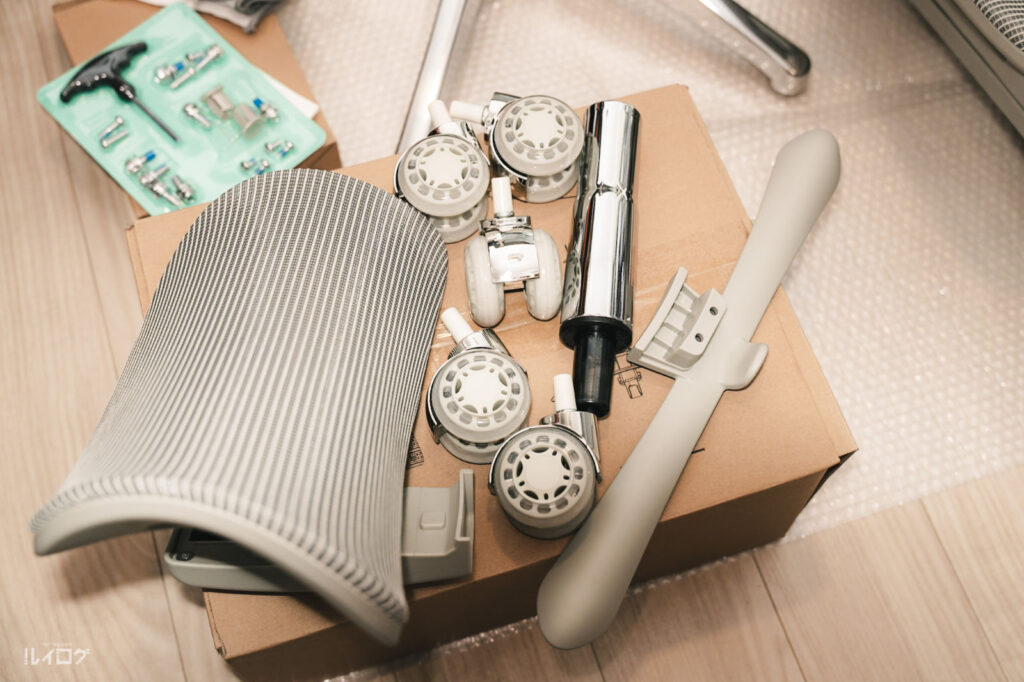 COFO Chair Premium 2 を組み立てる