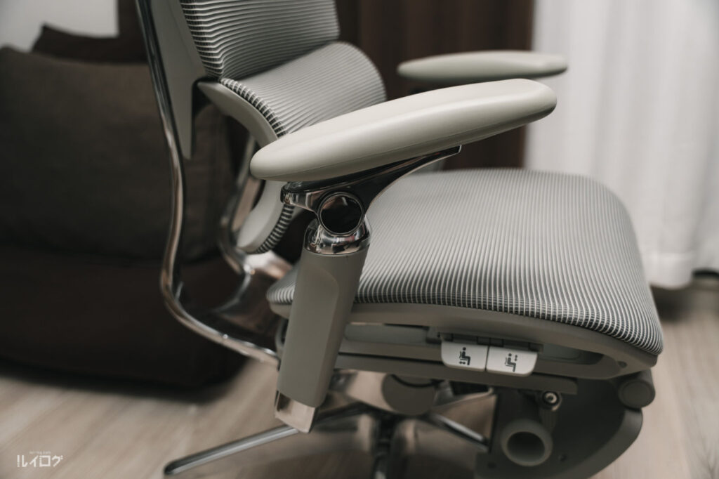 COFO Chair Premium 2 のアームレスト