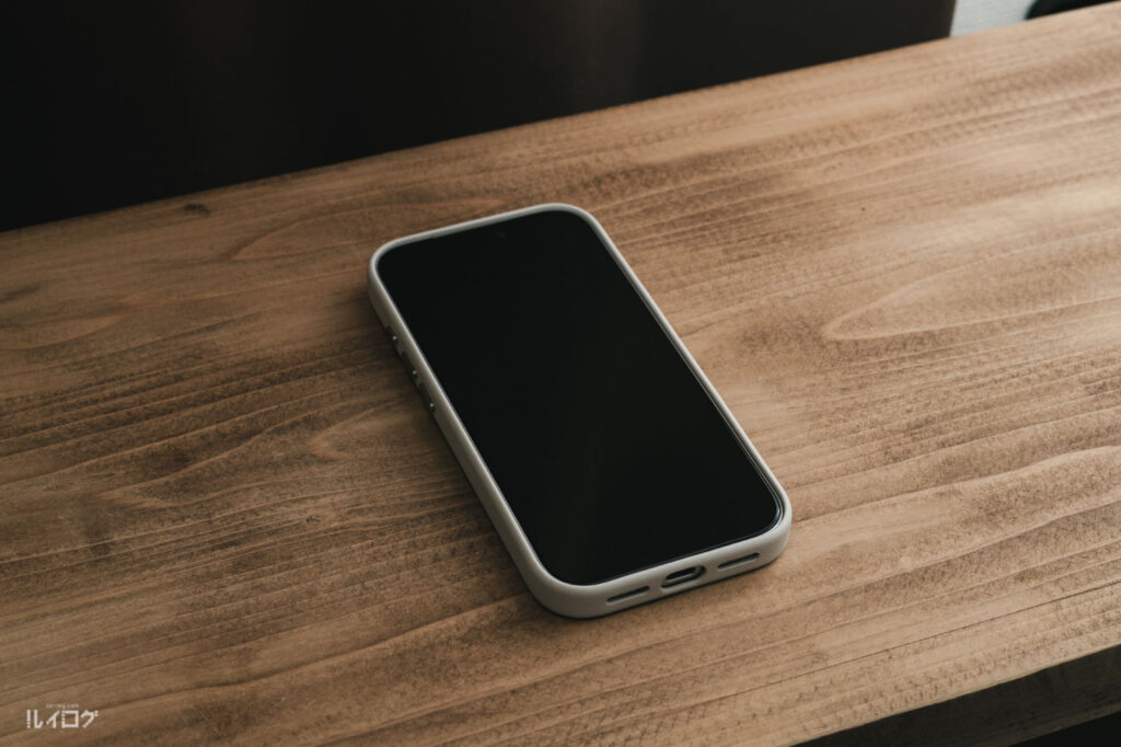 MOFT iPhone17シリーズ対応MOVASケースをiPhone17Proへ装着