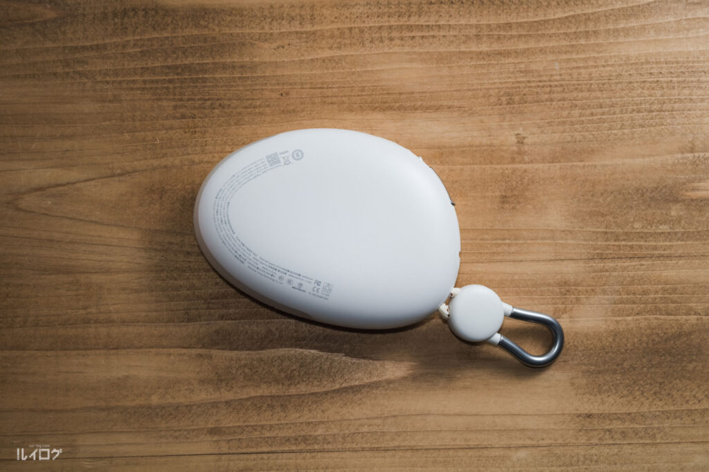 TORRAS FlexLine Pebbleモバイルバッテリー本体裏面