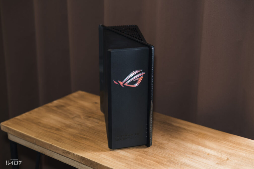 ゲーマー向けWi-Fi7対応ゲーミングルーター「ROG Strix GS-BE7200X」本体