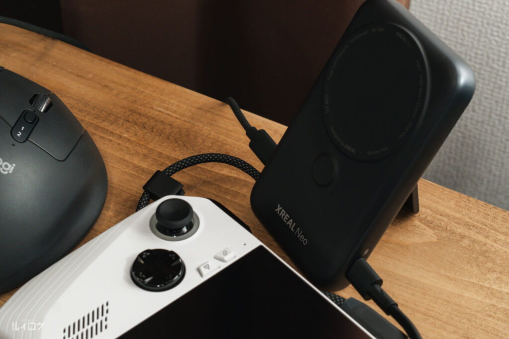 XREAL Neo と XREAL 1S とROG Allyとキーボードで軽い作業をする