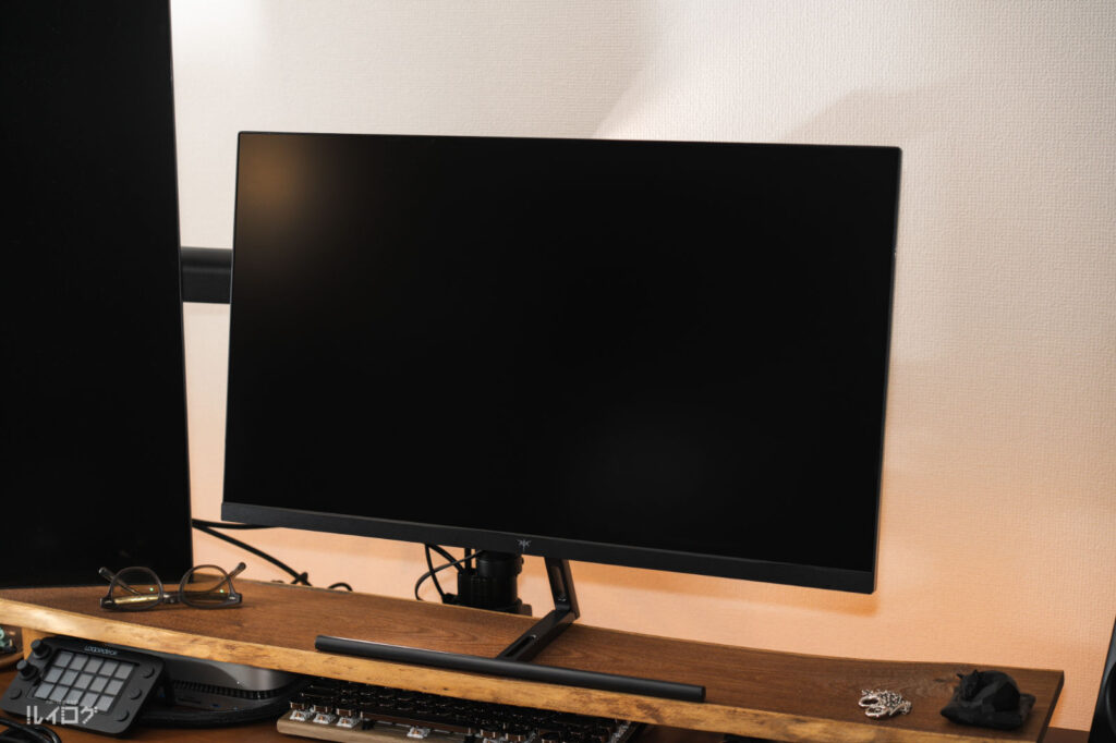 KTC H27P3のスタンドを組み立てて仮設置