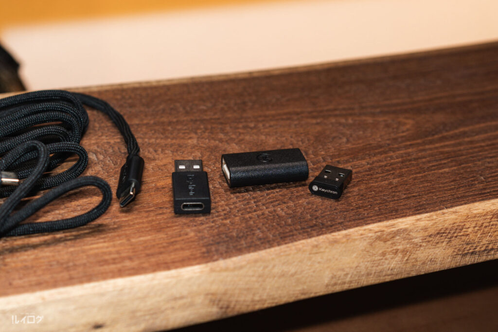 Keychron Nape Pro プロトタイプに付属のType-A変換コネクタとドングルコネクタとドングル