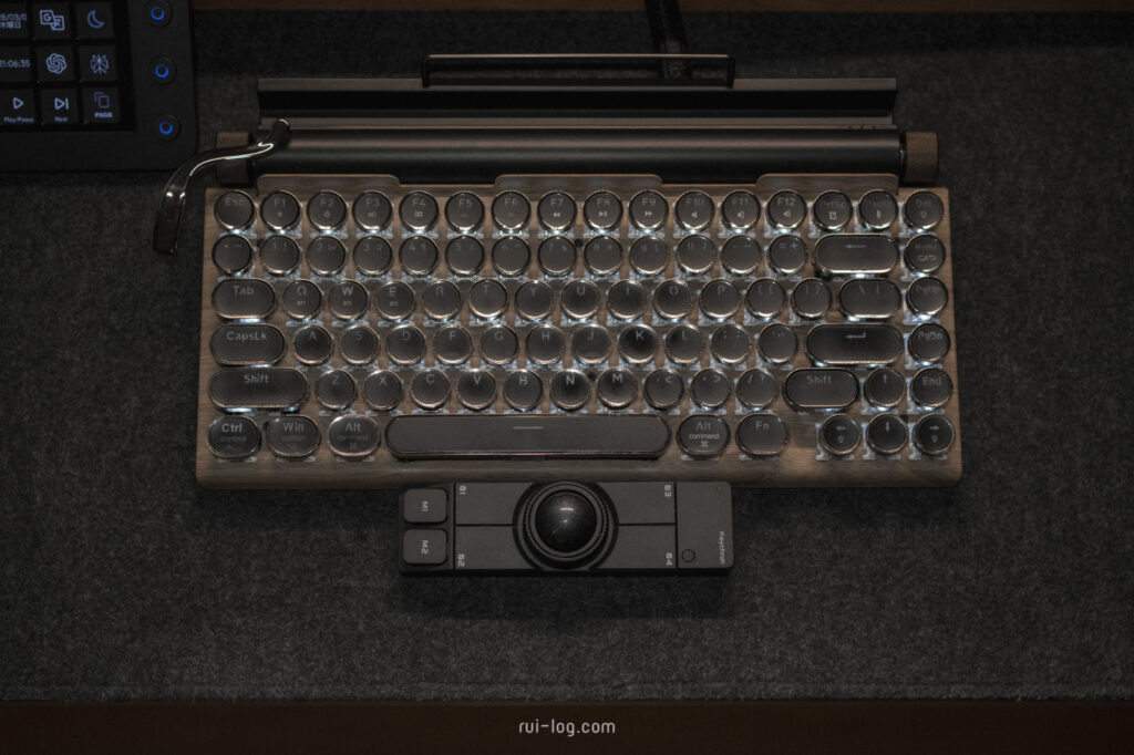 Keychron Nape Proを利用したルイログのデスクセットアップ