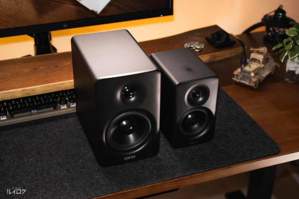 Edifier M90 とM60のサイズ比較