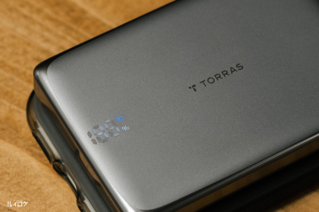 TORRAS MiniMag Pro 10000mAhモデルの残量デジタル表示