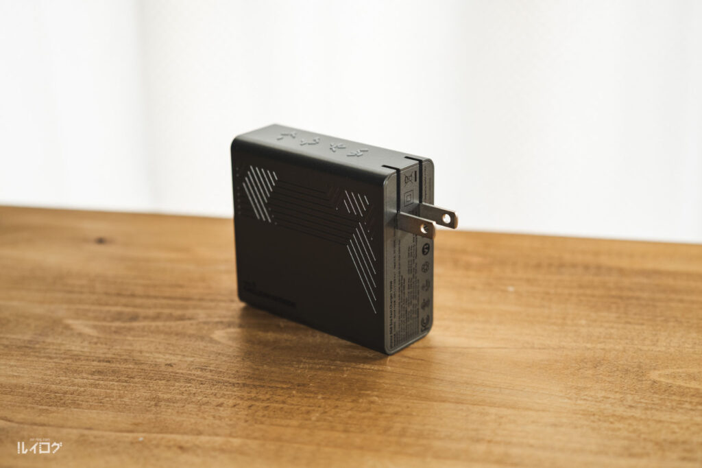 PHYSCE 100W急速充電器はプラグ折りたたみ式