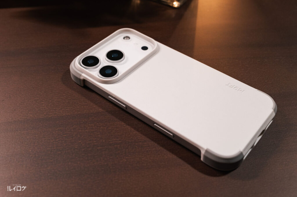 iPhone 17シリーズ対応MagSafe対応バイカラーケース