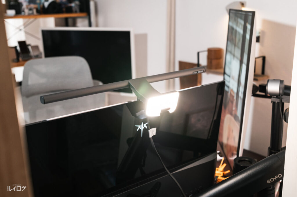 BenQ ScreenBar Halo 2のバックライト