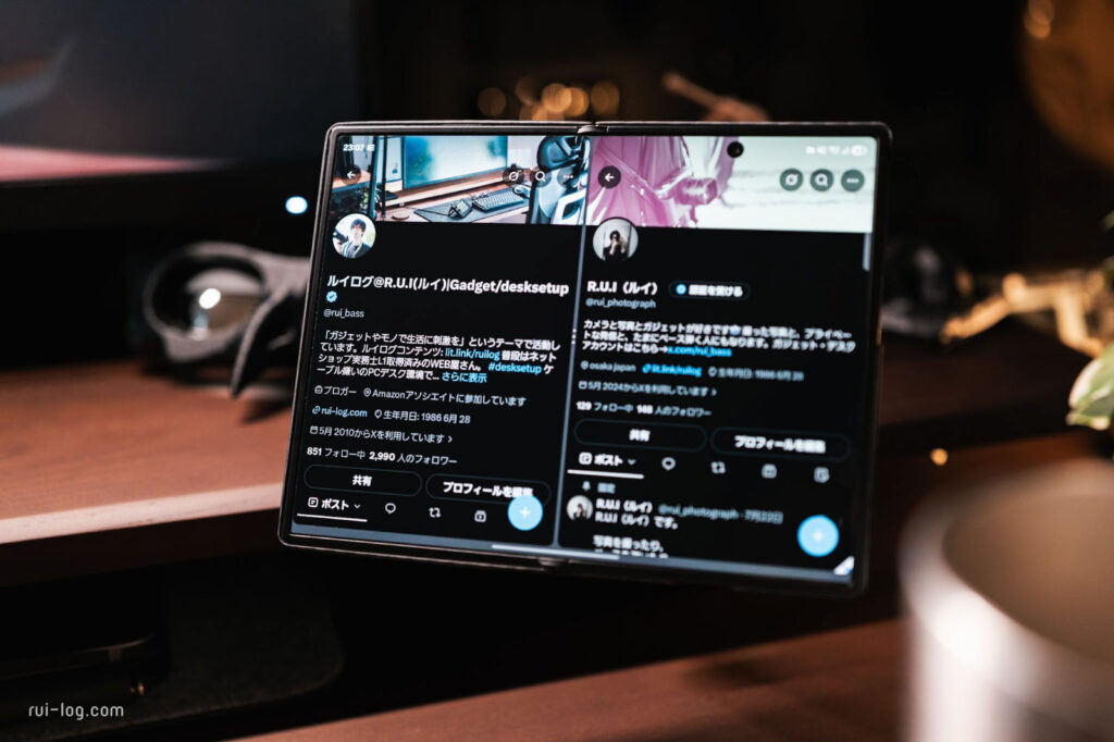 Galaxy Z Fold8でXを2つのアカウントに分けて左右に表示した画面
