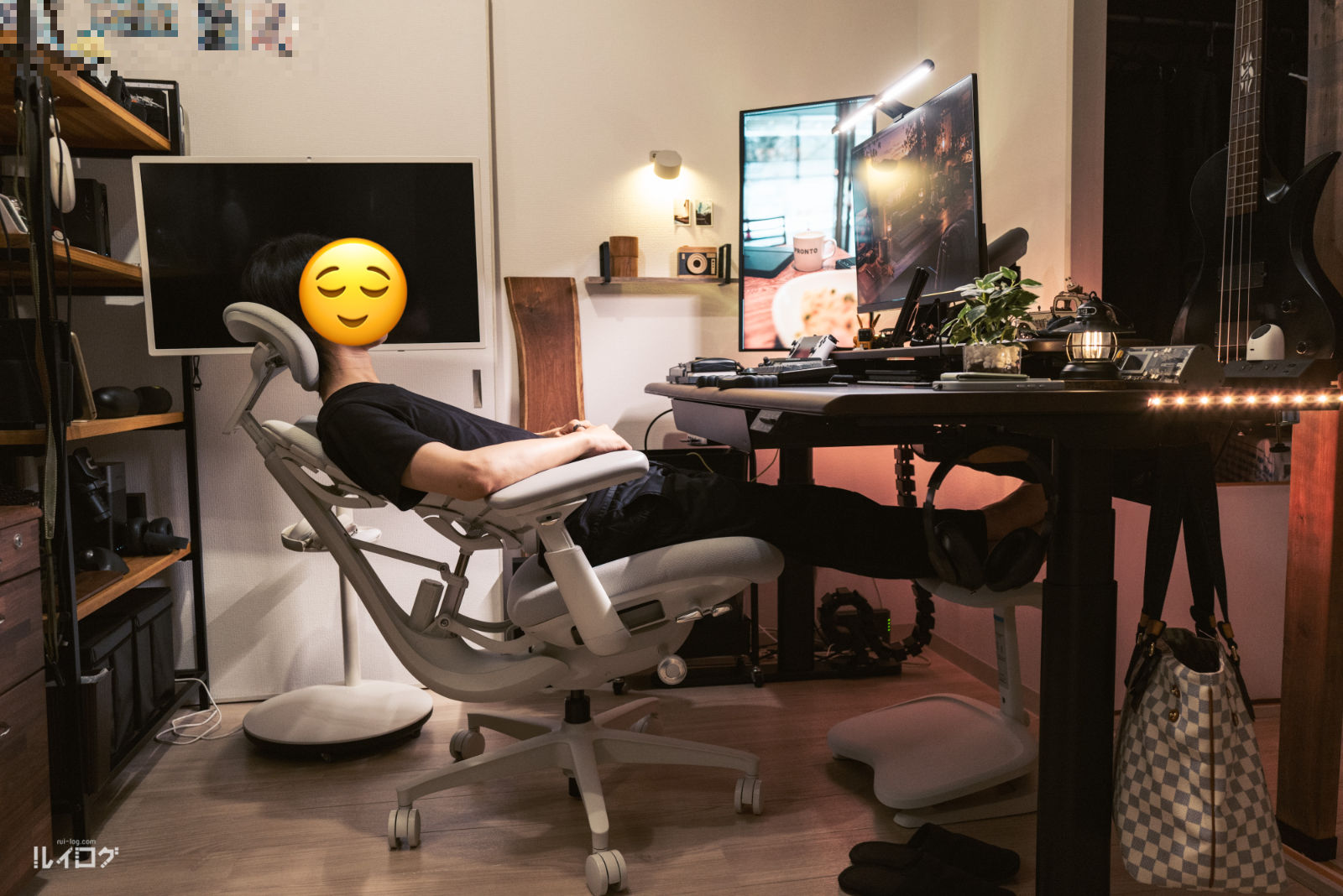 LiberNovo Omni Genを大きくリクライニングした状態